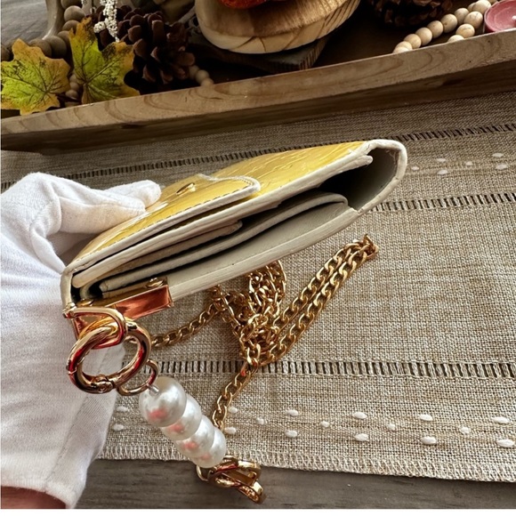 Louis Vuitton monogram vernis sarah wallet converted into crossbody - Picture 5 of 16